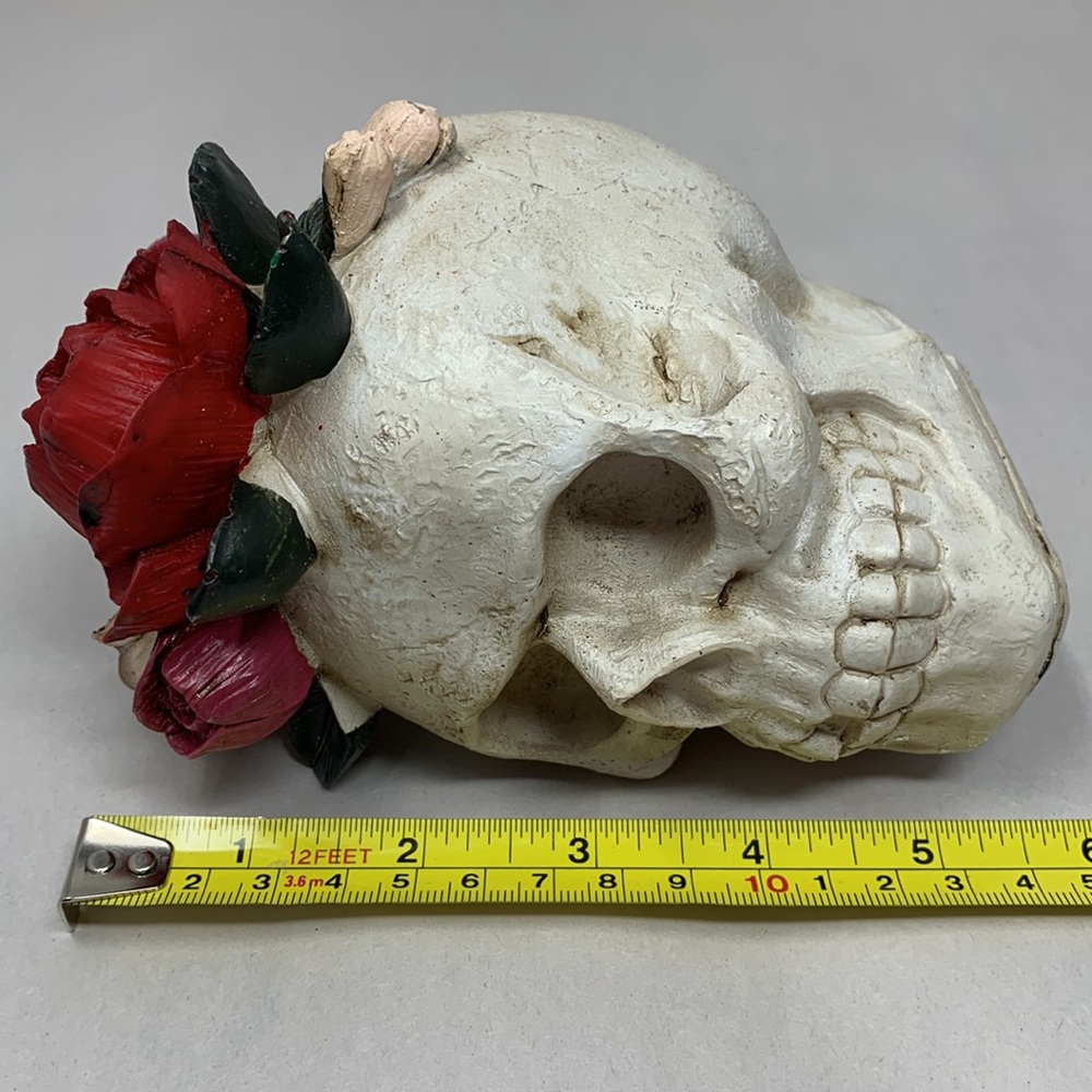 Halloween / Dia de Los Muertos Day of Dead resin 5.3” Skull with flowers NEW - Picture 11 of 16